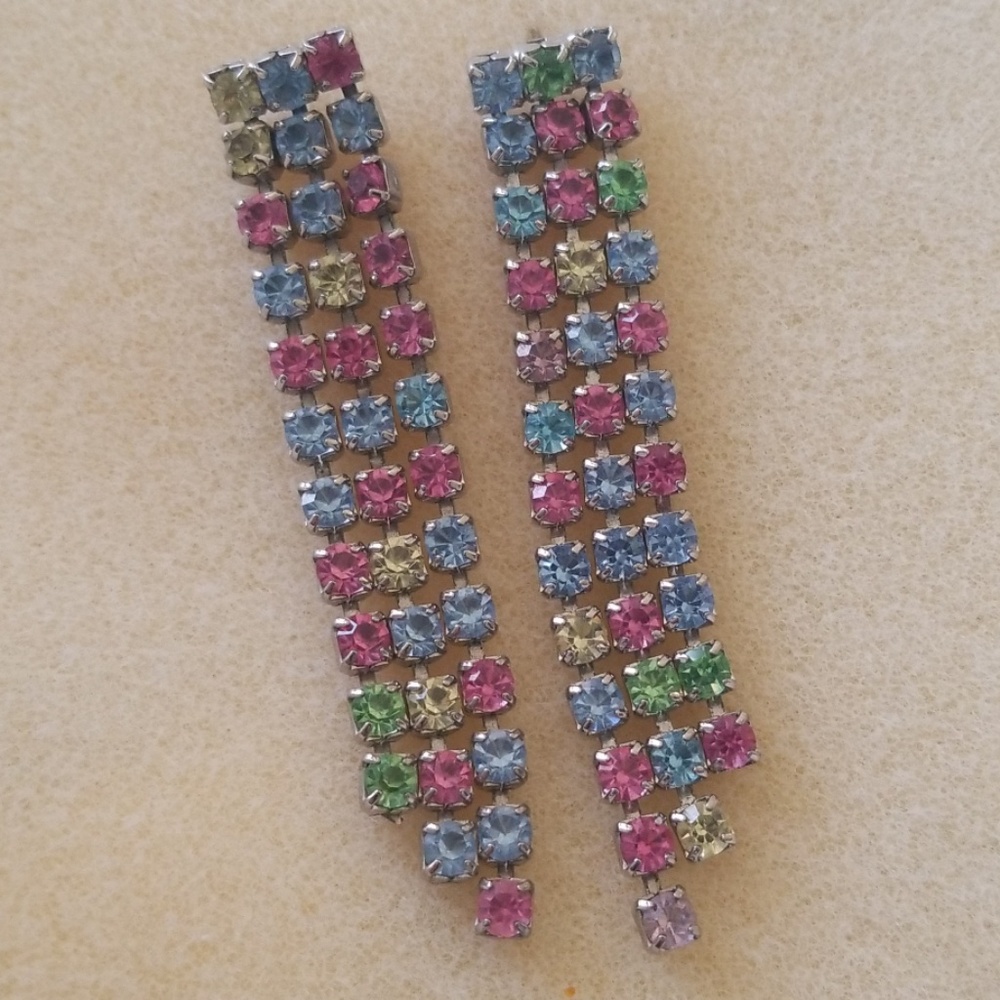 Rhinestones Easter Colored Tassle Stud Earrings - image 8